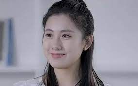 報(bào)告總裁，夫人婚前要實(shí)習(xí)(全集)